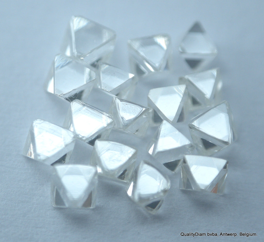 0.92 Carat Exceptional White High Quality Octahedron Shape Natural Diamonds