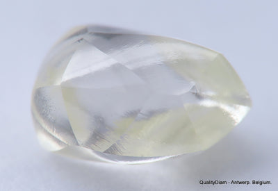 1.08 carat H VVS1 diamond natural diamond uncut out from a diamond mine