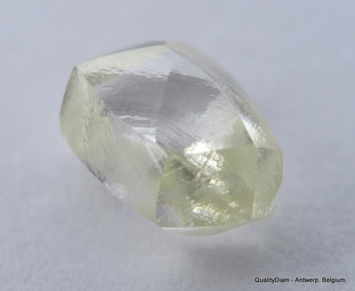 1.02 carat H VS1 diamond natural diamond uncut out from a diamond mine