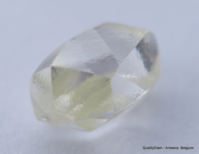 1.02 carat H VS1 diamond natural diamond uncut out from a diamond mine