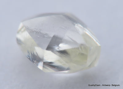 H VS1 0.39 Carat Diamond Out From Diamond Mine Precious Gemstone Natural Diamond