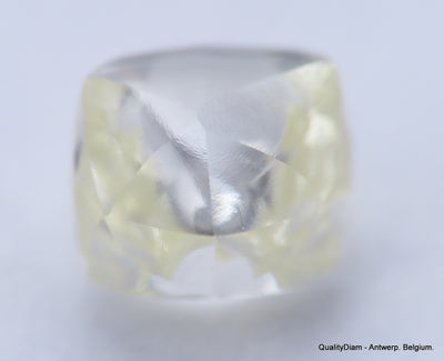 Buy now & enjoy lifetime as a diamond is forever. 0.47 carat I VVS1 gem diamond.