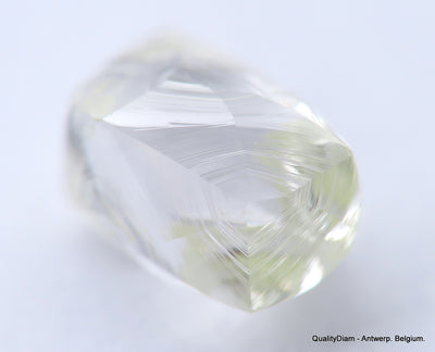 G VS2 0.49 carat diamond out from a mine. ideal for rough diamond jewelry