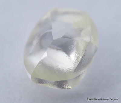 G VS2 0.60 carat diamond out from a mine. ideal for rough diamond jewelry