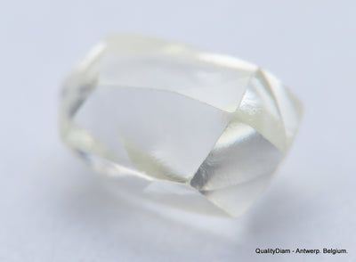 G VVS2 diamond ideal for uncut diamond jewelry. Out from a diamond mine 0.92 carat