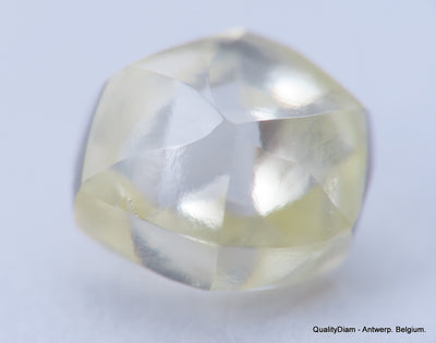 Clean White Rough Diamond High Value High Quality J Flawless Diamond 0.60 carat