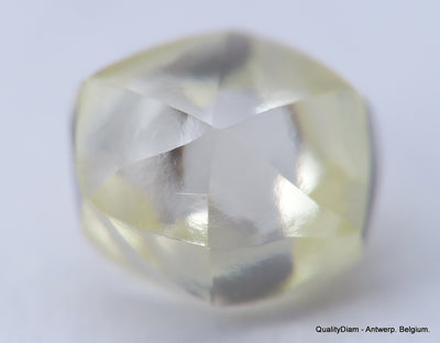 Clean White Rough Diamond High Value High Quality J Flawless Diamond 0.60 carat